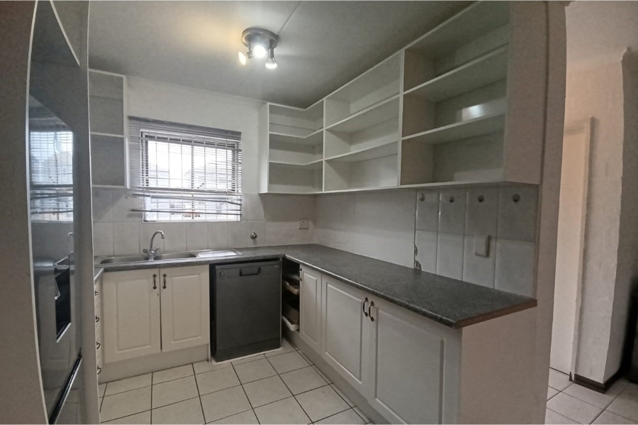To Let 2 Bedroom Property for Rent in Parklands Western Cape